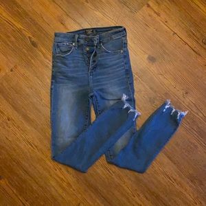 Abercrombie Women’s size 00 Simone High rise ankle jeans